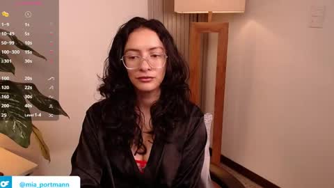 MIAPORTMANN online show from 10, 5, 2026