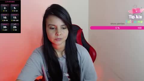 miarobinn_ online show from 28, 11, 2025