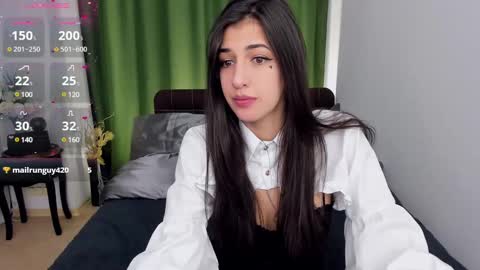 Snapshot of miasilk chatting on 4, 3, 2025 Miayna Silk online show from 4, 3, 2025