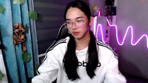 Mia online show from 22, 2, 2026