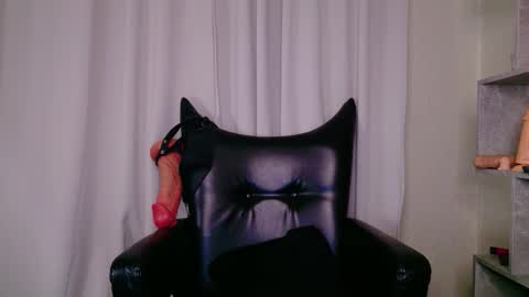 Snapshot of miaunicorn chatting on 3, 3, 2026 Lana online show from 3, 3, 2026