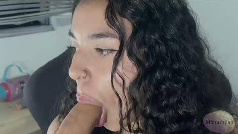 Snapshot of miauumiau chatting on 24, 9, 2025 miauumiau online show from 24, 9, 2025
