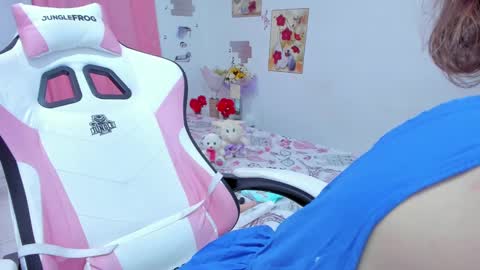 Snapshot of miavolkova_ chatting on 17, 1, 2025 Chloe online show from 17, 1, 2025