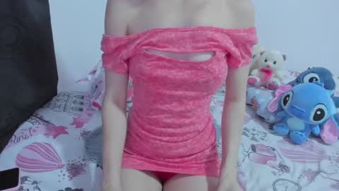 Snapshot of miavolkova_ chatting on 4, 2, 2025 Chloe online show from 4, 2, 2025