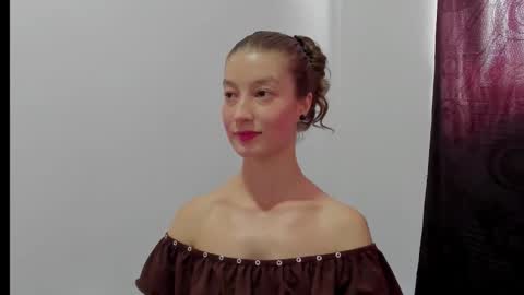  Chloe  online show from 6, 11, 2025