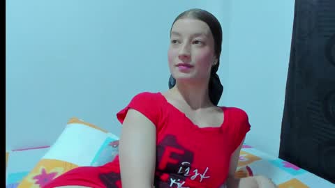 Snapshot of miavolkova_ chatting on 17, 5, 2026 Chloe online show from 17, 5, 2026