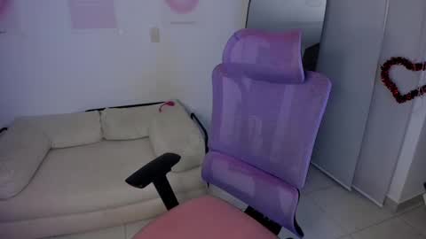 Snapshot of miawilsson_ chatting on 5, 5, 2026 Mia Wilsson online show from 5, 5, 2026