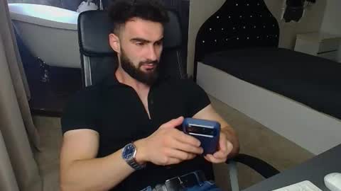 Snapshot of micahlane chatting on 5, 7, 2026 MicahLane online show from 5, 7, 2026