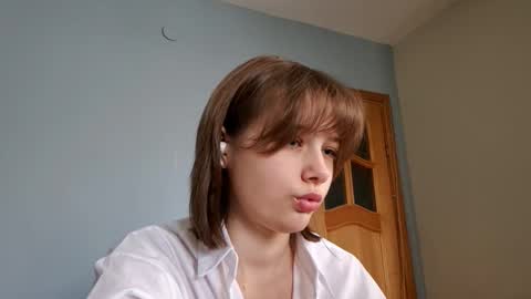 Luna online show from 5, 10, 2025