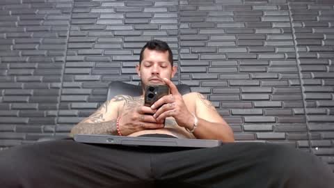 Snapshot of michael_daviss1 chatting on 10, 12, 2024 Michael Daviss online show from 10, 12, 2024