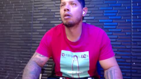 Snapshot of michael_daviss1 chatting on 5, 3, 2025 Michael Daviss online show from 5, 3, 2025