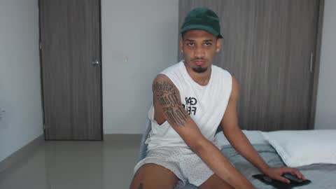 Snapshot of michael_jordanx chatting on 17, 12, 2024 Angel online show from 17, 12, 2024