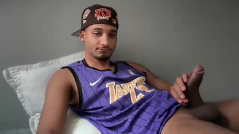 Snapshot of michael_jordanx chatting on 5, 2, 2025 Angel online show from 5, 2, 2025