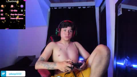 michael independent model  online show from 25, 12, 2024