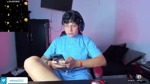 michael independent model  online show from 21, 1, 2025