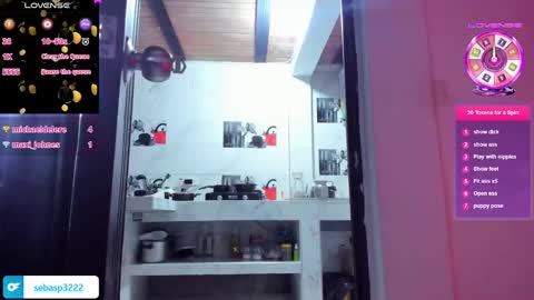 michael independent model  online show from 22, 1, 2025