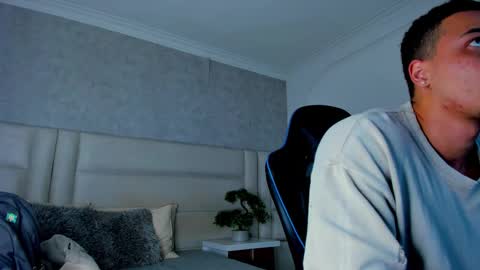 Michael online show from 23, 10, 2025