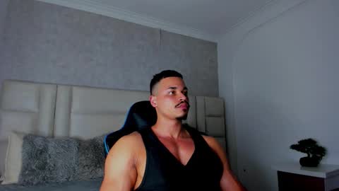 Michael online show from 28, 10, 2025