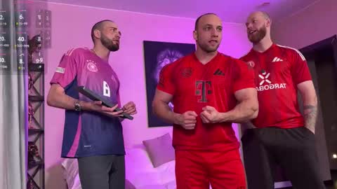 michaelbradley_for_u online show from 21, 2, 2026