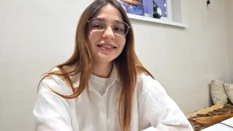 Snapshot of michaelehain chatting on 22, 10, 2025 Chloe online show from 22, 10, 2025