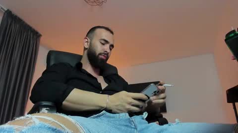 Snapshot of michaelevansx chatting on 20, 2, 2025 MichaelEvansx online show from 20, 2, 2025