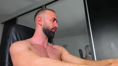 Snapshot of michaelevansx chatting on 8, 3, 2025 MichaelEvansx online show from 8, 3, 2025