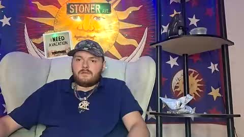 Snapshot of michaelspersonal123 chatting on 2, 12, 2025 michaelspersonal123 online show from 2, 12, 2025