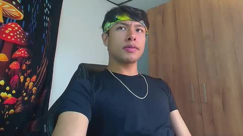 Snapshot of michaelstones chatting on 11, 2, 2025 michaelstones online show from 11, 2, 2025