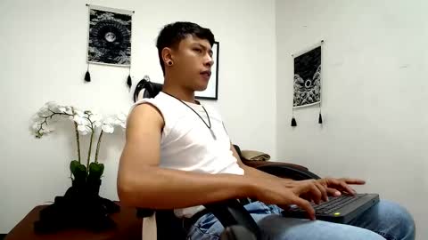 Snapshot of michaelstones chatting on 1, 3, 2025 michaelstones online show from 1, 3, 2025