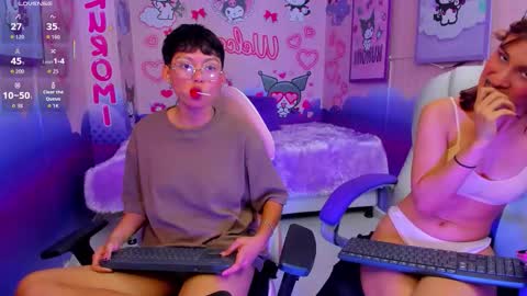 Snapshot of michell__petit_ chatting on 15, 9, 2025 michell__petit_ online show from 15, 9, 2025