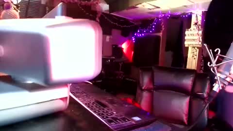 Snapshot of michelle_flowers chatting on 22, 10, 2025 michelle_flowers online show from 22, 10, 2025