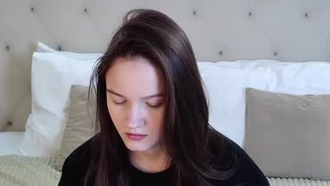 Michelle online show from 4, 11, 2025