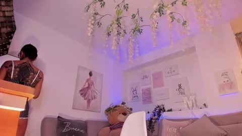 Michelle online show from 12, 1, 2025