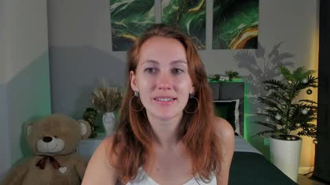 Snapshot of michelleortis chatting on 8, 12, 2024 MichelleOrtis online show from 8, 12, 2024