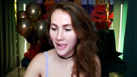 Snapshot of michelleortis chatting on 20, 12, 2024 MichelleOrtis online show from 20, 12, 2024