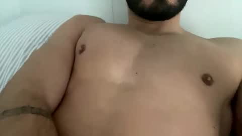 Snapshot of michino20 chatting on 16, 4, 2026 michino20 online show from 16, 4, 2026