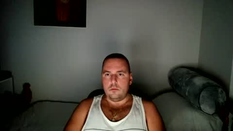 Snapshot of micic3 chatting on 9, 7, 2026 micic3 online show from 9, 7, 2026