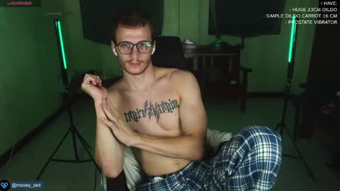 Mickey online show from 25, 12, 2024