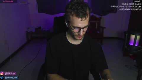 Mickey online show from 6, 1, 2025