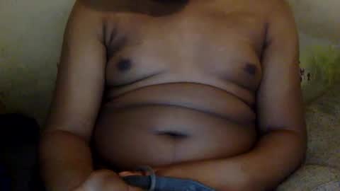 Snapshot of mickkzzx chatting on 7, 12, 2024 mickkzzx online show from 7, 12, 2024