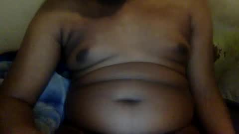 Snapshot of mickkzzx chatting on 8, 3, 2025 mickkzzx online show from 8, 3, 2025