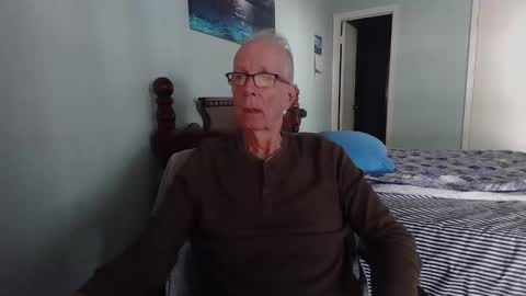 Snapshot of micky505 chatting on 5, 1, 2025 Micky505 online show from 5, 1, 2025