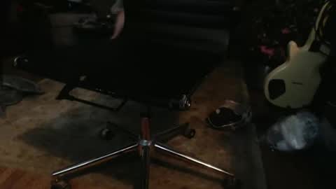 Snapshot of mickychops chatting on 28, 3, 2026 Micky Chops online show from 28, 3, 2026