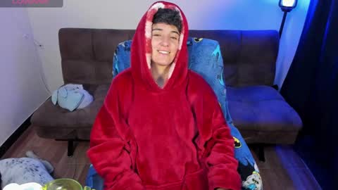 Snapshot of midnight07_ chatting on 17, 1, 2025 Blue online show from 17, 1, 2025