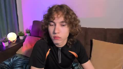 Snapshot of midnight_answer chatting on 11, 1, 2026 Max online show from 11, 1, 2026