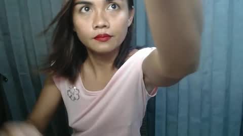 Snapshot of midnight_cravings143 chatting on 31, 5, 2026 terra online show from 31, 5, 2026