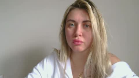 Snapshot of midnight_lace1 chatting on 3, 3, 2026 Midnight lace1 online show from 3, 3, 2026