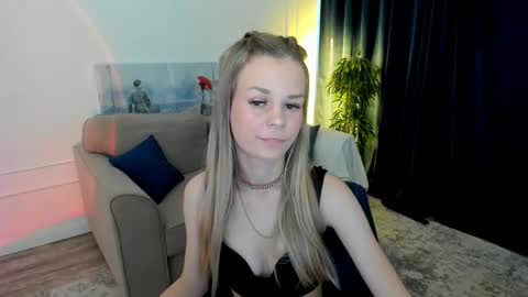 Snapshot of midnighteaura chatting on 20, 5, 2026 midnighteaura online show from 20, 5, 2026