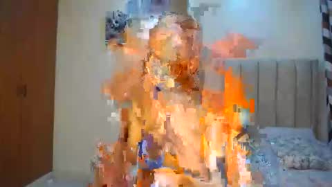 Snapshot of midnightn chatting on 11, 10, 2025 midnightn online show from 11, 10, 2025