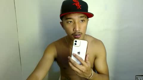 midnightsnackx online show from 10, 6, 2026